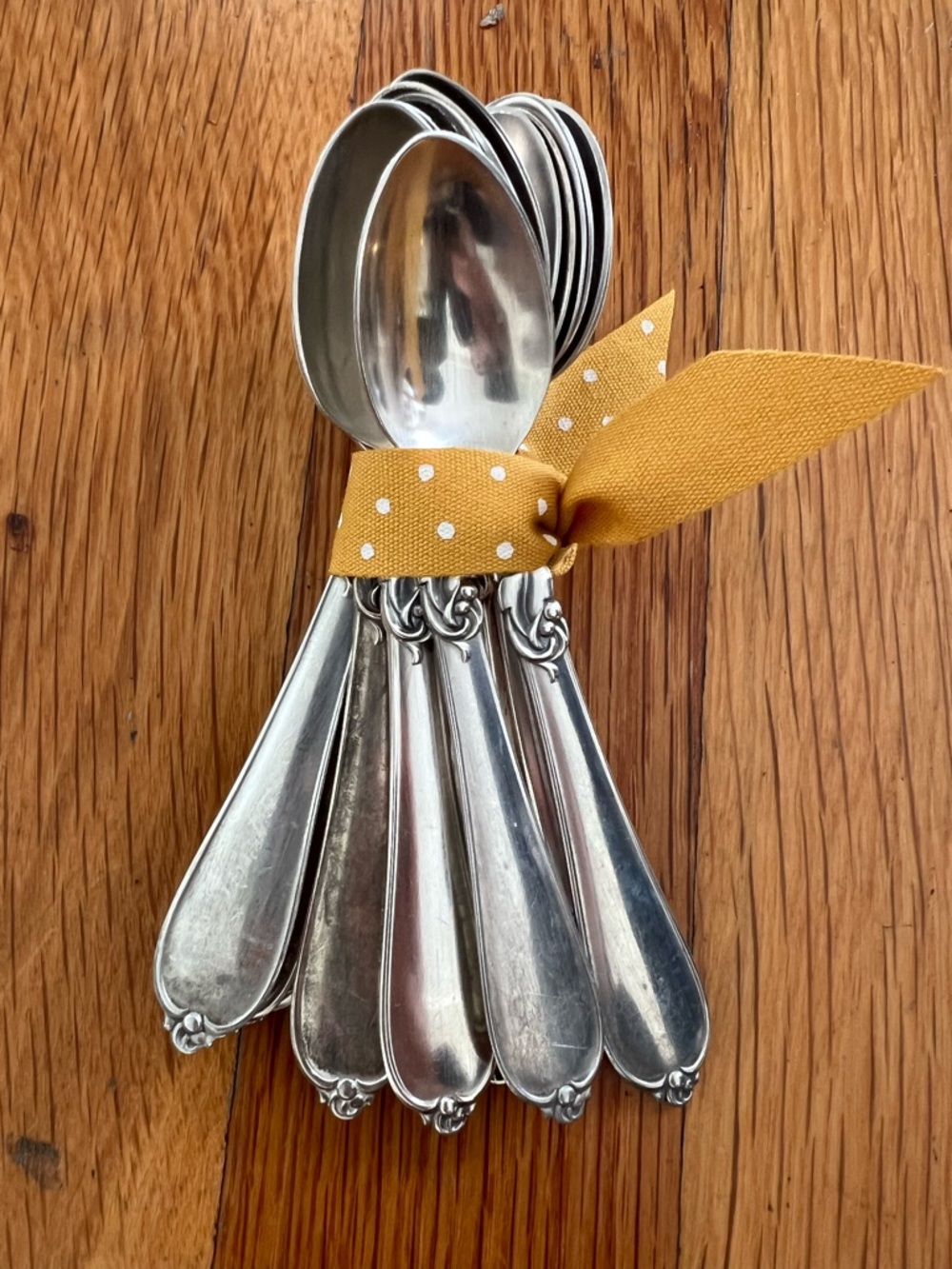 Vintage Silver-Plated Dessert Spoons 14 pieces, 4.5” tall